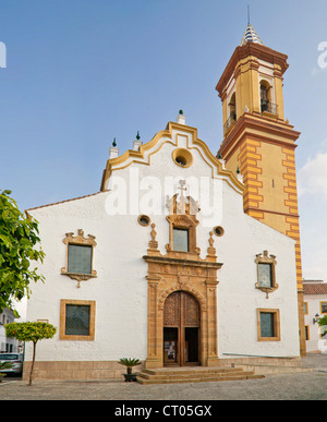 Estepona Straßenszene, Kirche Nuestra Señora de Los Remedios Stockfoto