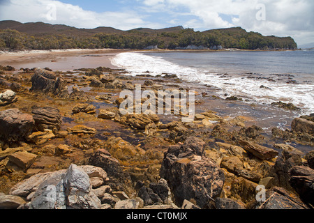 Spanien-Bucht auf Port Davey Tasmaniens-Southwest-Nationalpark Stockfoto