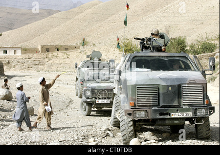 Deutschen ISAF-Patrouille außerhalb Kabuls Stockfoto