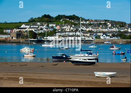 Boote vertäut am Torridge Mündung bei Instow, Devon, Blick auf Appledore, England, UK Stockfoto
