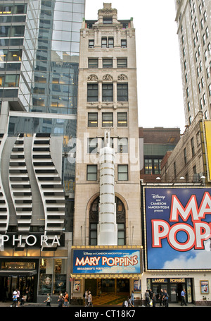 Das New Amsterdam Theatre in Manhattan, New York City, USA. Stockfoto
