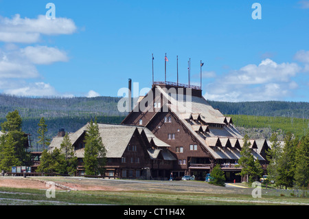 alten Gläubigen Inn upper Geysir Basin Yellowstone Nationalpark Wyoming Usa Vereinigte Staaten von Amerika Stockfoto