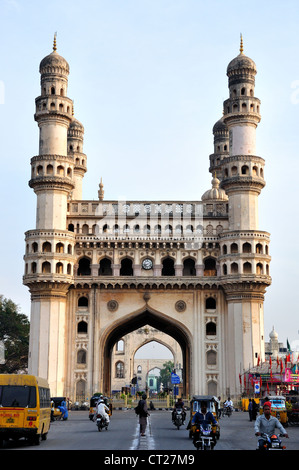 Charminar, Wahrzeichen Denkmal in Hyderabad, Indien Stockfoto