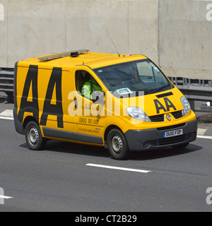 AA van fahren Autobahn M25 Stockfoto