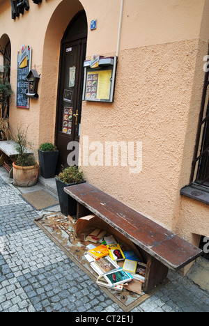 Buch Austauschplatz, Prag, Tschechien - Mar 2011 Stockfoto