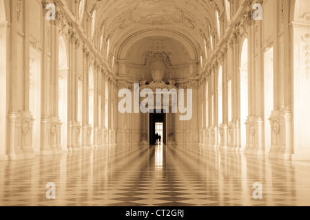 Ansicht der Galleria di Diana in Venaria Royal Palace, in der Nähe von Turin, Piemont Stockfoto