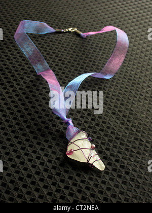 Stillleben des Beach Glass Schmuck Anhängers Stockfoto