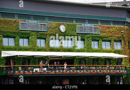 Center Court Balkon an der WM 2012, Wimbledon, Merton Borough, Greater London, England, Vereinigtes Königreich Stockfoto