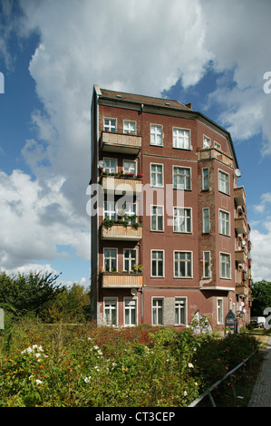 Berlin, alten Gebäude an der Berliner Mauer in Treptow Stockfoto