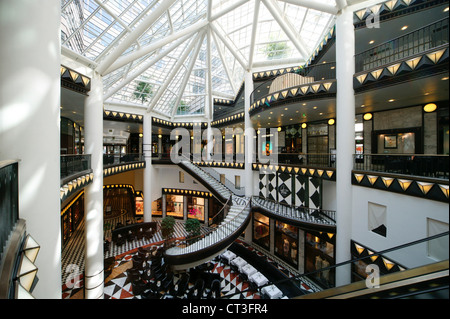 Berlin, Atrium im Quartal 206 Stockfoto