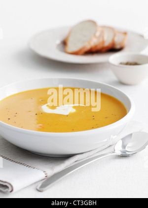 Suppe mit Sahne Stockfoto