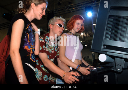 Sony Playstation 2 bei der Jugendmesse in Essen SIE Stockfoto