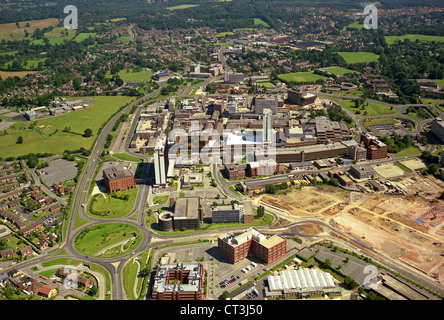 Historische Luftaufnahme der Stadt in Bracknell, Berkshire im August 1988 Stockfoto