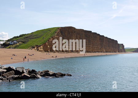 WEST BAY BEACH. JURASSIC COAST. DORSET UK. Stockfoto