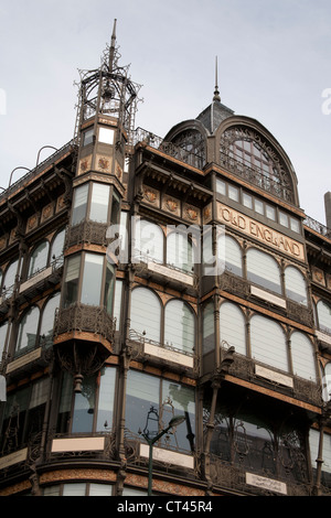 Das alte England Kaufhaus jetzt des Musee des Instruments de Musique ein Jugendstil-Gebäude in Brüssel Stockfoto