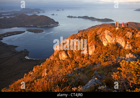 Dawn Blick über Port Davey vom Gipfel des Mt Stokes in Tasmaniens Southwest-Nationalpark Stockfoto