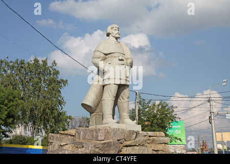 Russland. Mordowien. Saransk Stadt, Yemelyan Pugachev Denkmal Stockfoto