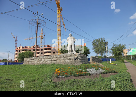 Russland. Mordowien. Saransk Stadt, Yemelyan Pugachev Denkmal Stockfoto