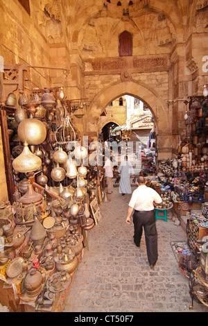 Lampenladen im Khan el Khalili-Basar in Kairo Stockfoto