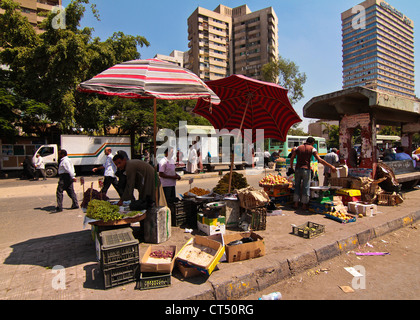 Straßenmarkt in Abassyia Kairo Stockfoto