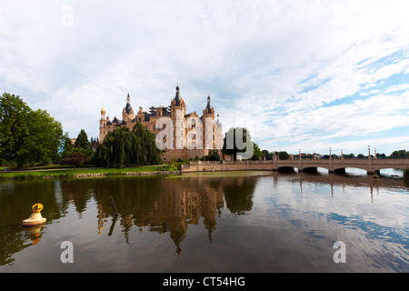 Schweriner Schloss und See, Mecklenburg-Vorpommern Stockfoto