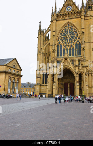 Cathédrale Saint-Étienne de Metz, Kathedrale von Metz, es hat die 10. höchsten Kirchenschiffe in der Welt und die Glasfenster Stockfoto