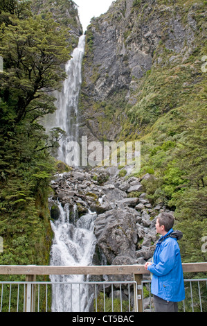 Des Teufels Punchbowl fällt in der Nähe von Arthurs Pass, New Zealand Stockfoto