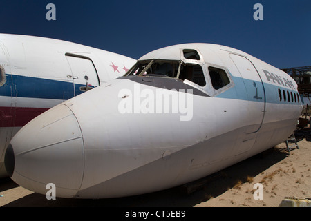 El Mirage, Kalifornien - ein Schrottplatz für Flugzeugteile. Stockfoto