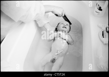 Baby Baden Ohren Unter Wasser Baby Baden Ohren Unter Wasser