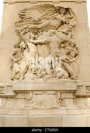 Detail der dekorativen Skulptur auf der Michigan Avenue Bridge in Chicago, Illinois, USA. Stockfoto