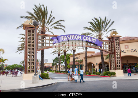 Läden in Camarillo Premium Outlets. Stockfoto