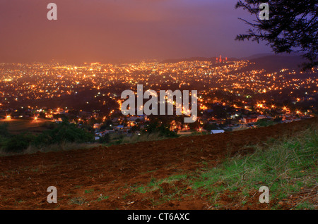 Abend Lichter von Oaxaca, Oaxaca von Panorama Berg anzeigen Stockfoto