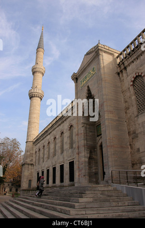 Tor in den Hof, Sultan Ahmed Mosque, Sultanahmet, Istanbul, Türkei Stockfoto