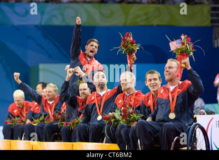 Peking, 14. September 2008: Paralympics zeigt der Vereinigten Staaten Rollstuhl Rugby-Mannschaft nach dem Gewinn der Goldmedaille Stockfoto