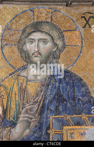 Nahaufnahme des Christus Pantokrator, Deesis Mosaik, Hagia Sophia, Sultanahmet, Istanbul, Türkei Stockfoto