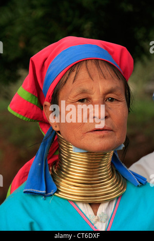 Lange Hals Frau Porträt, archäologische Zone Bagan, Mandalay Region, Myanmar, Südostasien Stockfoto