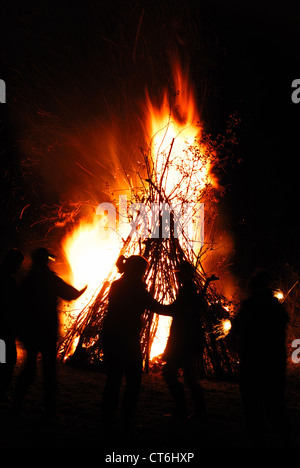 Am 5. November feiert Guy Fawkes Night, ein großes Lagerfeuer UK Stockfoto