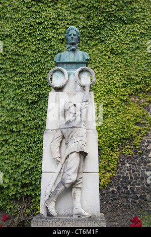 Denkmal für Krankenschwester Edith Cavell, Norwich UK Stockfoto