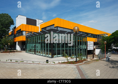 Technische Universität Dortmund, Martin-Schmeisser-Platz Und Mensa Mit Studentenwerk, Dortmund, Ruhrgebiet, Nordrhein-Westfalen Stockfoto