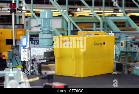 Frachtpostzentrum der Deutschen Post AG, Berlin Stockfoto