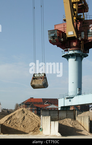 Berlin, auf der Ostseite Verladekran Stockfoto