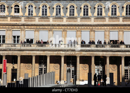 Frankreich, Paris, Palais-Royal, Cour d ' Honneur, Menschen, Stockfoto