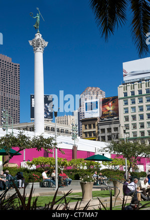 Die Dewey-Denkmal und Union Square Park in San Francisco, Kalifornien, USA. Stockfoto