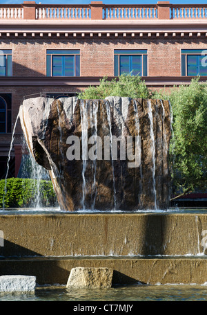 Die Levi Plaza Brunnen in San Francisco, Kalifornien, USA. Stockfoto