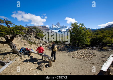 Blick auf Mount Fitzroy aus dem Mirador auf der Laguna de Los Tres trail Stockfoto