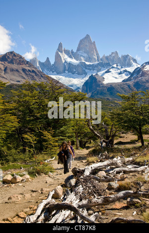 Blick auf Mount Fitzroy aus dem Mirador auf der Laguna de Los Tres trail Stockfoto