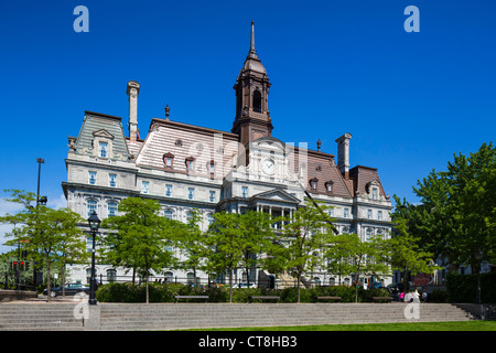 Rathaus (Hotel de Ville) auf Rue Notre-Dame, Vieux Montreal, Quebec, Kanada Stockfoto