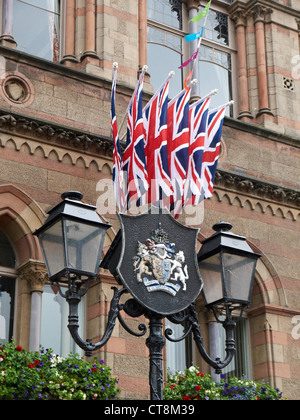 Englisch kennzeichnet außerhalb Rathaus in Chester Cheshire UK Stockfoto