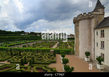 Chateau de Villandry, Loiretal, Frankreich. Der späten Renaissance-Schloss ist berühmt für seine restaurierte Gärten. Stockfoto