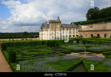 Chateau de Villandry, Loiretal, Frankreich. Späten Renaissance-Schloss berühmt für seine restaurierte Gärten. Stockfoto